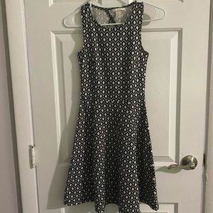 black and white casual dress
